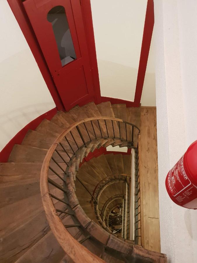 Haus De Philosophe Et Compositeur Rousseau Biel Buitenkant foto